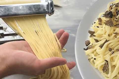 San Gimignano: Trüffel-Kochkurs mit Weinverkostung
