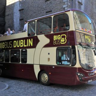 Dublín: Billete para la Guinness Storehouse y Tour en Autobús Hop-on Hop-off