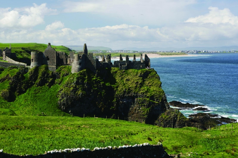 From Belfast: Giant's Causeway, Titanic and Dark Hedges Tour
