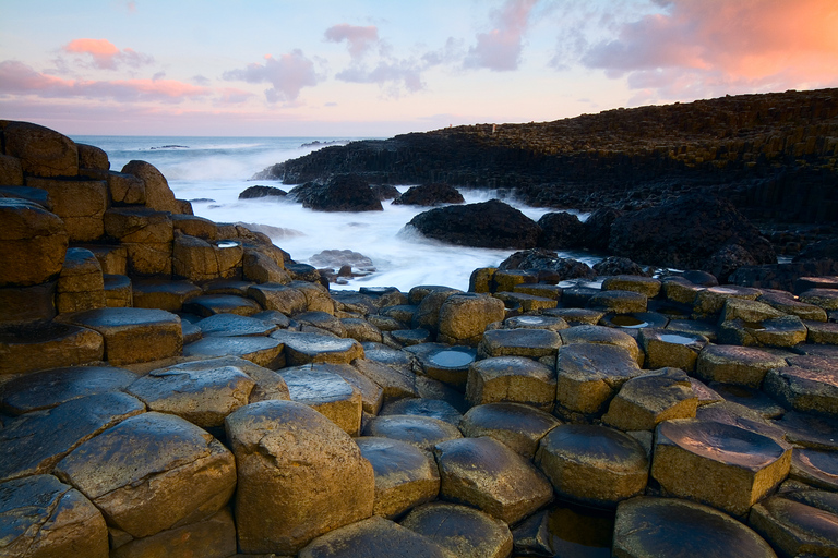 From Belfast: Giant&#039;s Causeway with Titanic Museum Admission