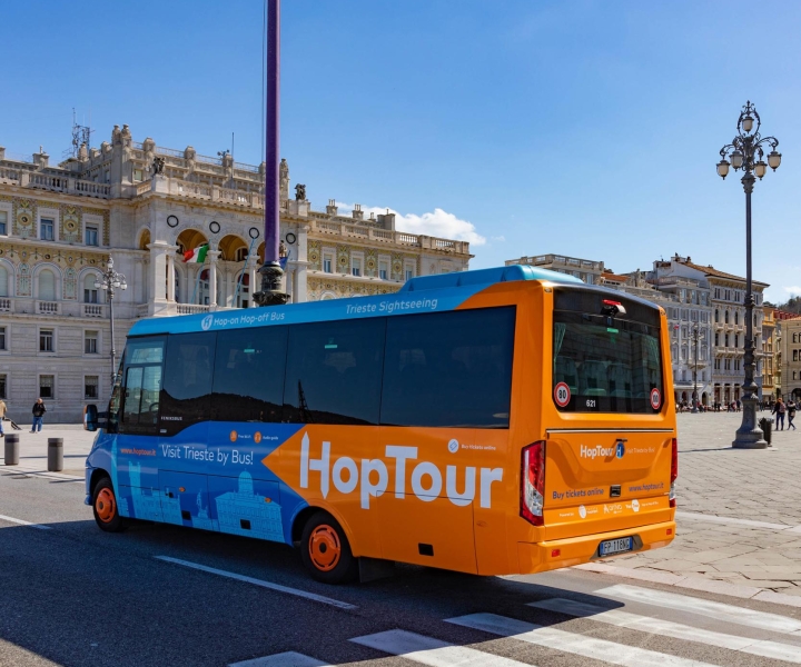 Excursão de ônibus em Trieste com guia de áudio