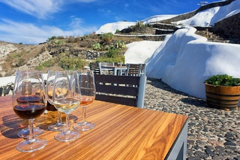 Santorini: tour a pie por la ciudad de Fira con degustación de vinos