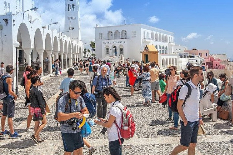 Santorini: tour a pie por la ciudad de Fira con degustación de vinos