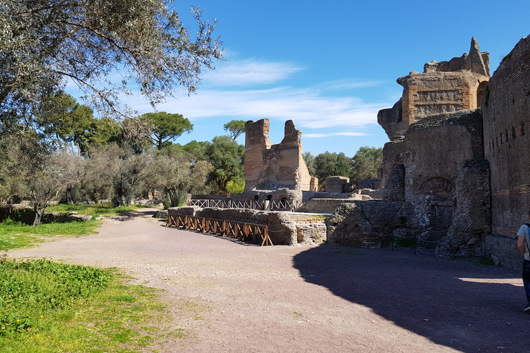 From Rome: Villa d'Este and Hadrian's Villa Tour with Lunch Tour in English