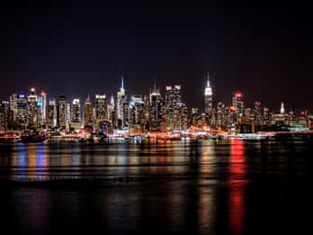 New York City: 4-stündige Bustour ab Manhattan Nacht-Skyline New York City: 4-stündige Bustour ab Manhattan Nacht-Skyline