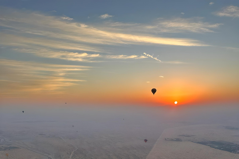 Dubai: Sunrise Hot Air Balloon Ride with Transfers & More