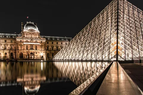 Paris Occult and History of the Dark Arts Private Tour