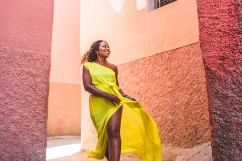 Marrakesh: fotoshoot met een privé-vakantiefotograaf3 uur + 75 foto's op 3 locaties