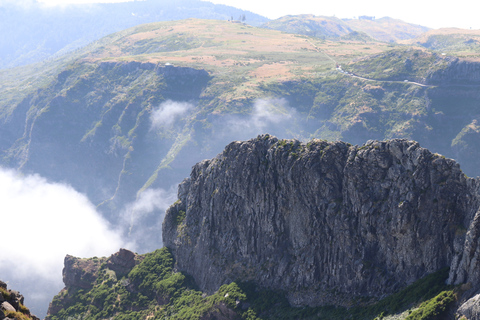 Madeira East of West Private Half-Day Tour by Open-Top JeepMadeira East of West Private Half-Day Tour door Open-Top Jeep