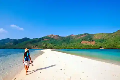 El Nido: Island Hopping Tour B Cudognong Cave & More