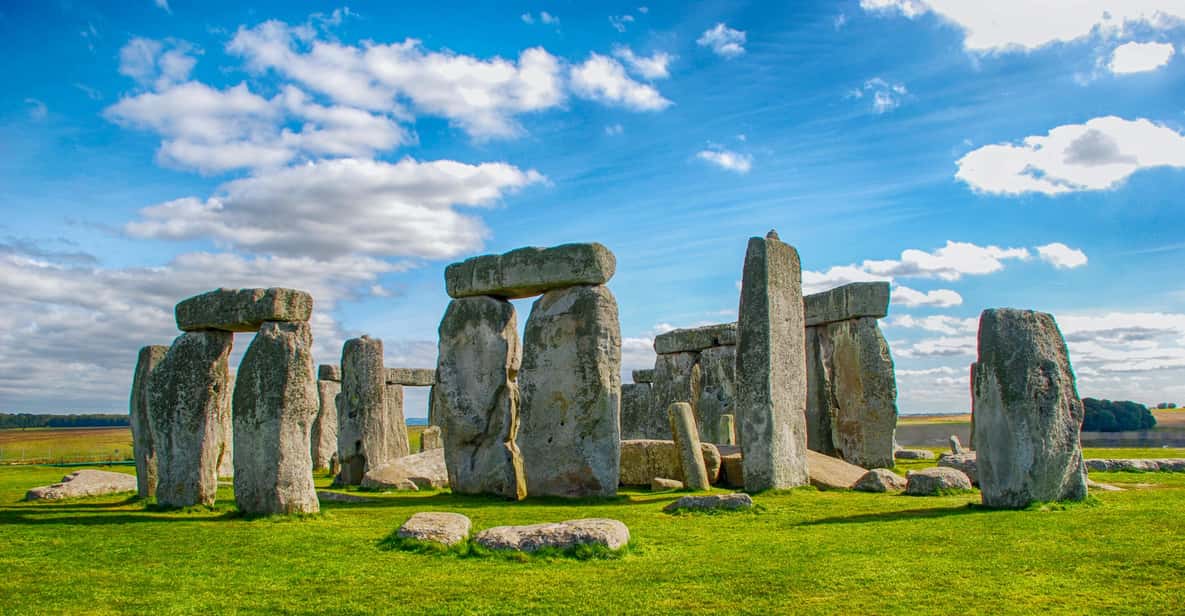 From London: Full-Day Windsor, Stonehenge & Oxford Tour