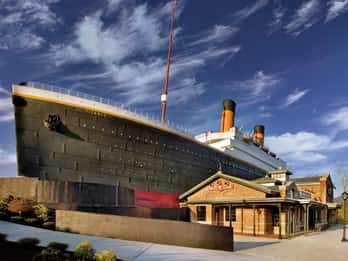 Pigeon Forge: Vorverkaufskarte für das Titanic Museum. Foto: GetYourGuide Pigeon Forge: Vorverkaufskarte für das Titanic Museum. Foto: GetYourGuide