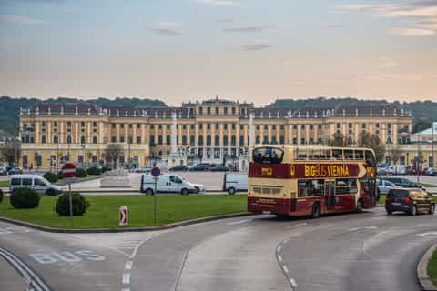 Vienna: Big Bus Hop-On Hop-Off City Tour with Cruise Option
