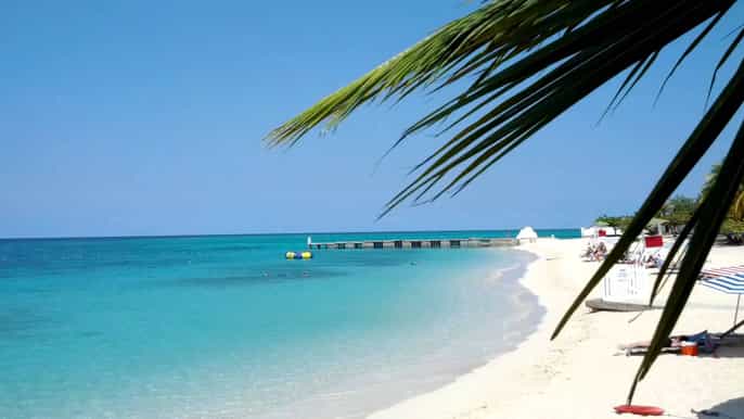 montego bay doctors cave beach day trip