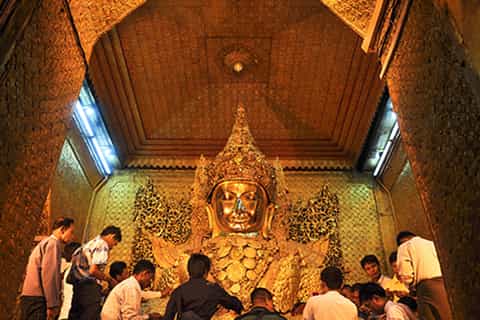 Mandalay: Full-Day Guided Excursion