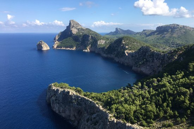 Mallorca: Alcudia Old Town, Market, and Formentor Beach Mallorca: Alcudia, Market and Formentor - Levante Pickup