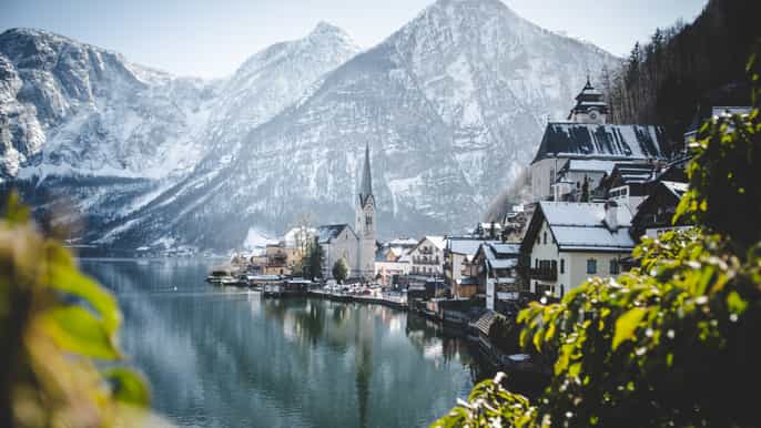 hallstatt 2hour guided walking tour with photographer