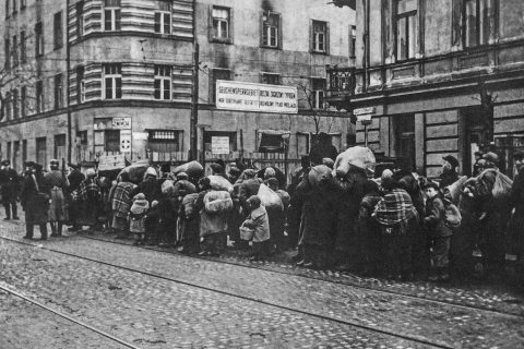 Warschau: Privater Rundgang durch das Warschauer GhettoWarschauer Ghetto & Jüdischer Friedhof: 4-stündiger Rundgang