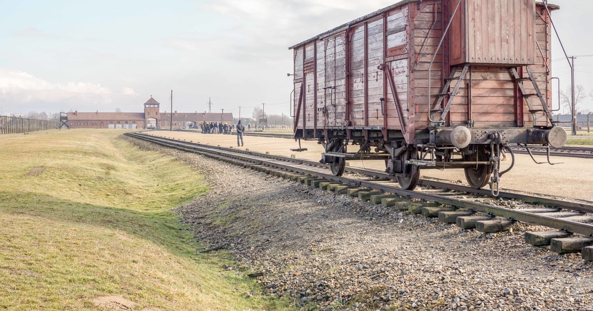 Kraków: Muzeum Auschwitz Birkenau Z Przewodnikiem I Odbiorem Z Hotelu ...