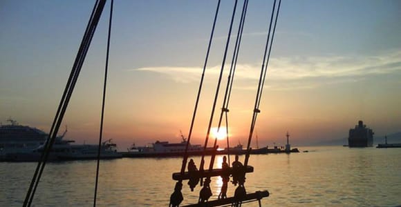 Mykonos: Sunset Cruise with Drinks