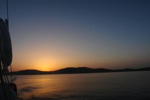 Mykonos: cruise bij zonsondergang met drankjes