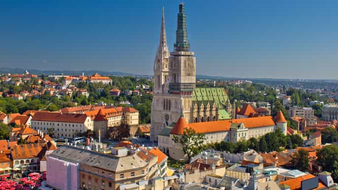 zagreb walking tour with funicular ride
