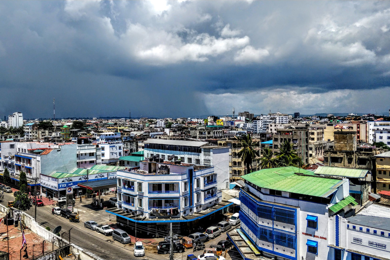 Mombasa: Privat tur i staden med Fort Jesus och Haller ParkTur från Diani