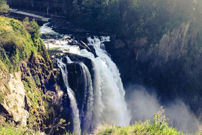 From Seattle: Snoqualmie Falls & Woodinville Wine Tasting Summer: Snoqualmie Falls & Wine Tasting (3 Wineries)