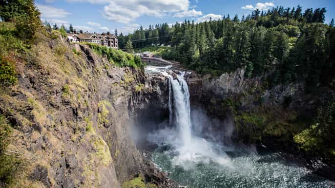 from seattle snoqualmie falls woodinville wine tasting
