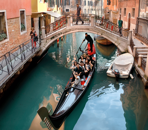 Venecia paseo compartido en góndola GetYourGuide