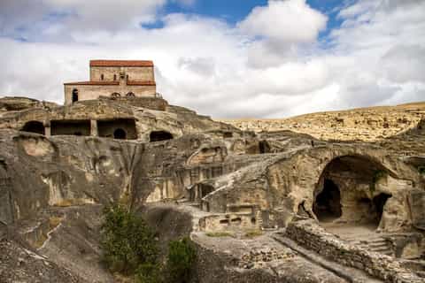 Tbilisi: Ancient Cave Settlement and UNESCO Heritage Tour