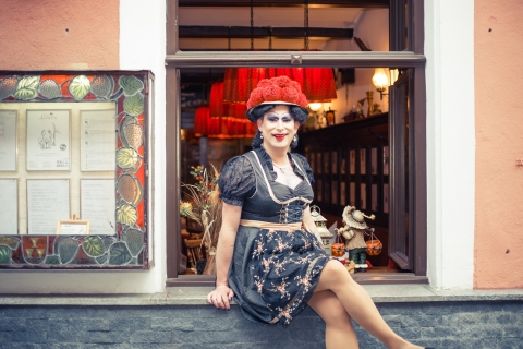 Freiburg: stadswandeling met Drag Queen Betty BBQ