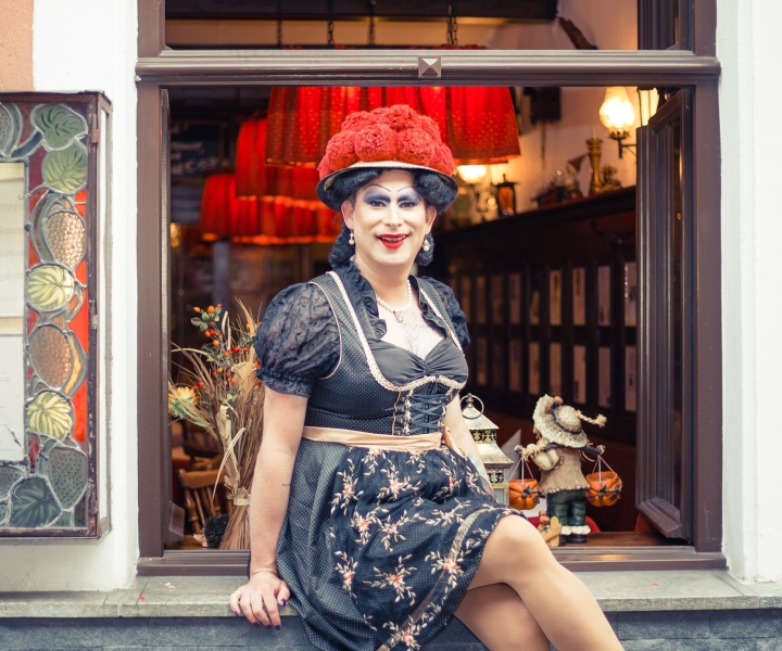 Freiburg: Byvandring med Drag Queen Betty BBQ