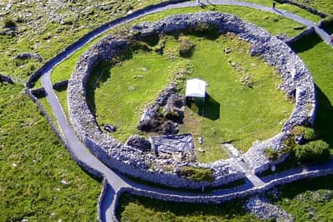 Cliffs of Moher Tour with Boat Ride and Caherconnell Fort