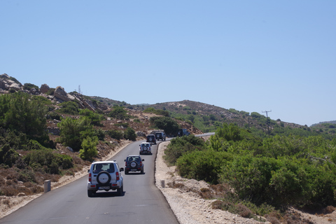 Rodos: Wycieczka jeepem z własnym napędem 4x4 z odbiorem na północyRodos: 4x4 Self-Drive Jeep Tour z odbiorem na północy