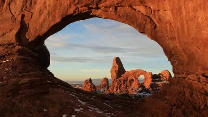 from moab halfday arches national park 4x4 driving tour