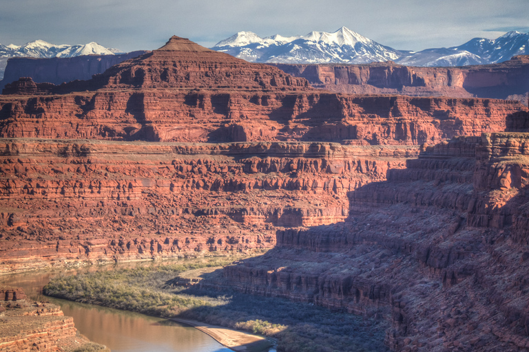 Desde Moab: paseo en 4x4 por Canyonlands y crucero por aguas tranquilas