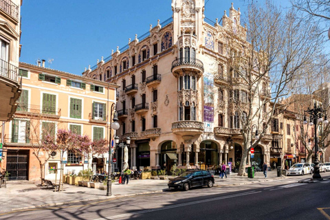 Mallorca: Transfer to Palma self-guided Tour Mallorca: Palma CityXperience - Levante Pickup