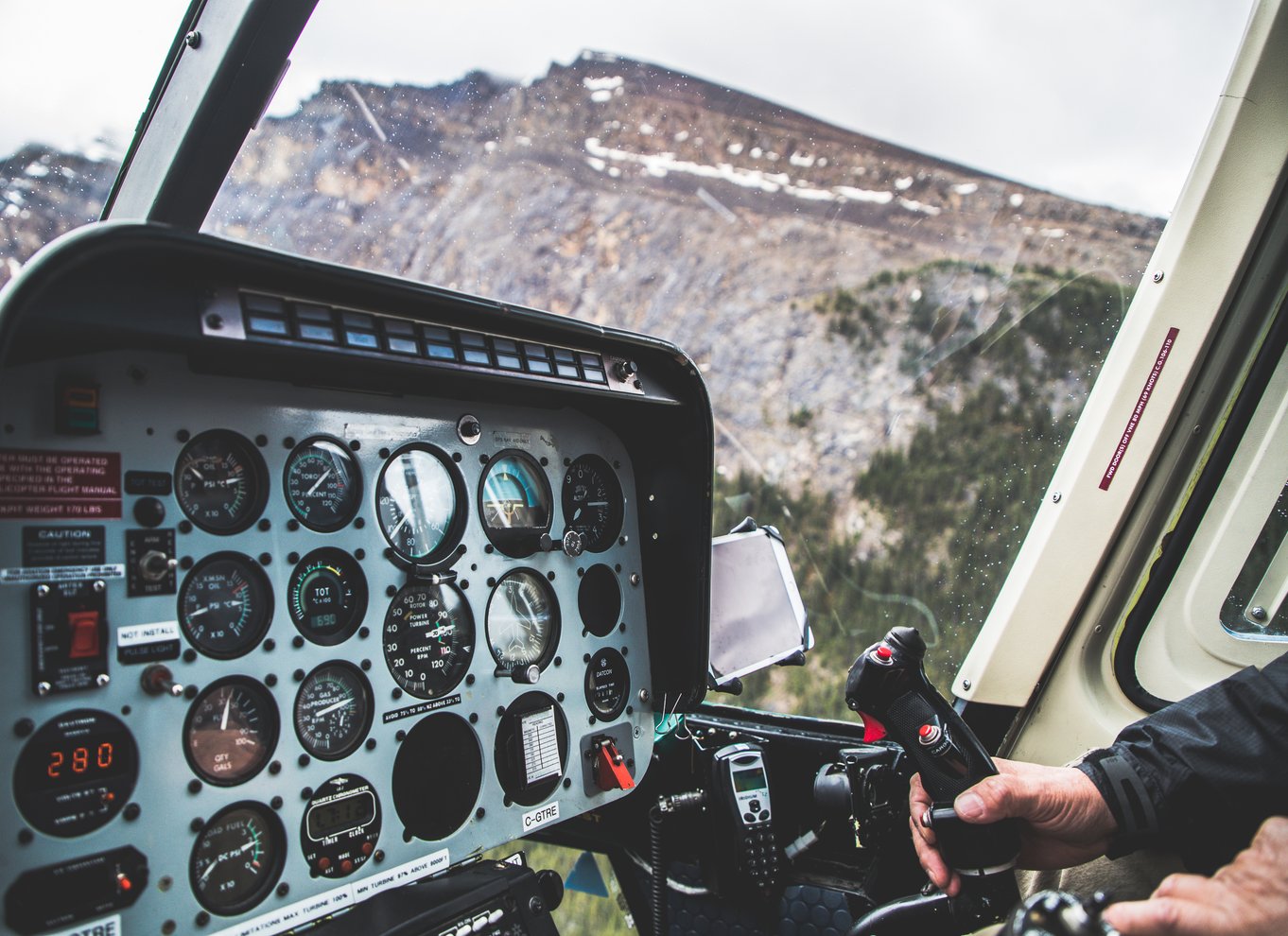 Canadiske Rockies: Helikopterflyvning med udforskningsvandring