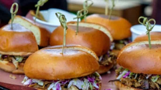 vancouver 2.5 hour gastown walking food tour