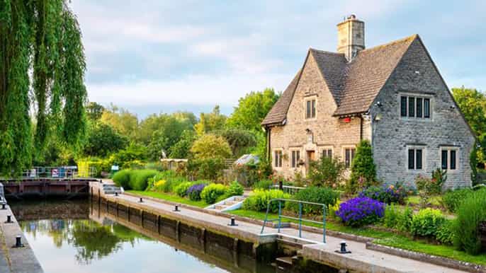 oxford private thames path walking tour