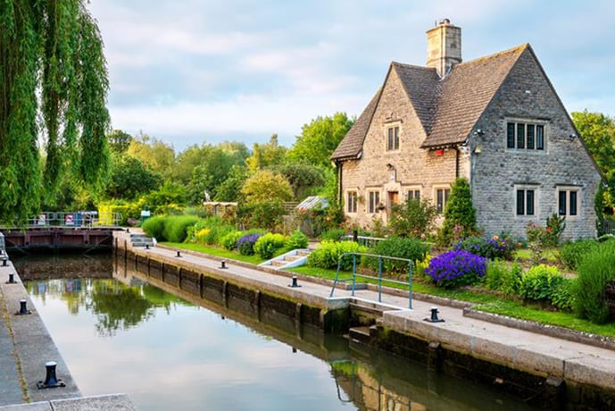 Trekking in Oxford in Spanish