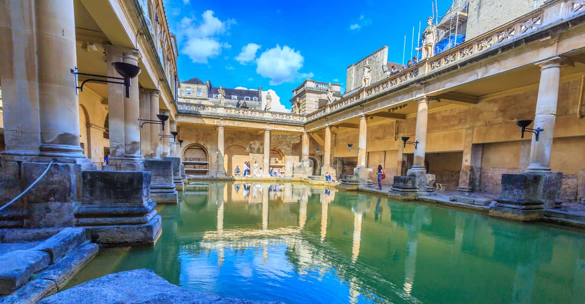 London: Windsor Castle, Stonehenge & Bath Full-Day Tour