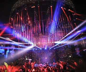 Bucareste: Jantar VIP, passeio de limusina e discoteca