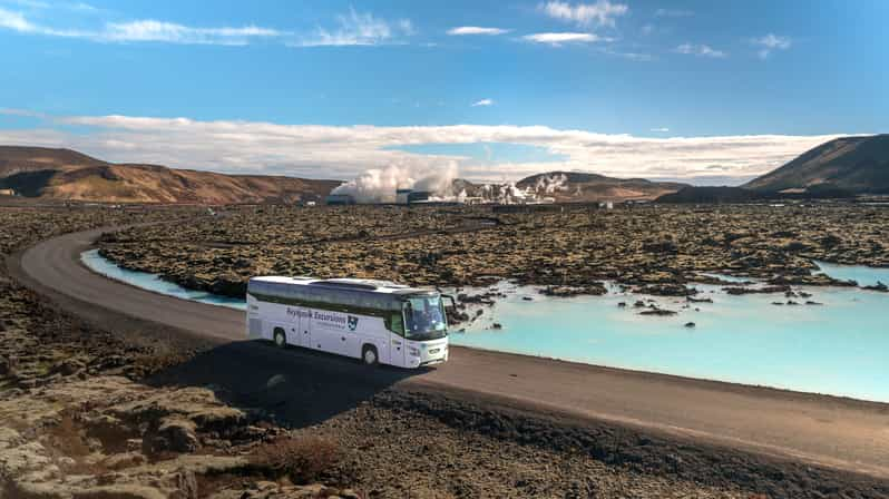 Reykjavik: Roundtrip Bus Transfer to the Blue Lagoon | GetYourGuide