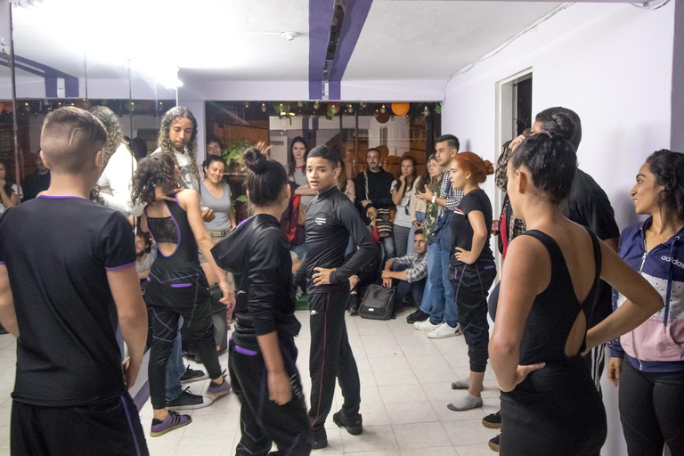 Medellin: Dancing with locals Medellin: Dancing with locals