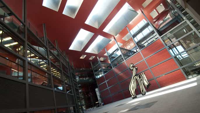 madrid reina sofia museum skiptheline guided tour