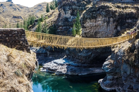 Ab Cusco: Tagestour zur Inka-Hängebrücke Q’iswachaka