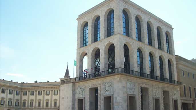 private tour of the museo del novecento in milan