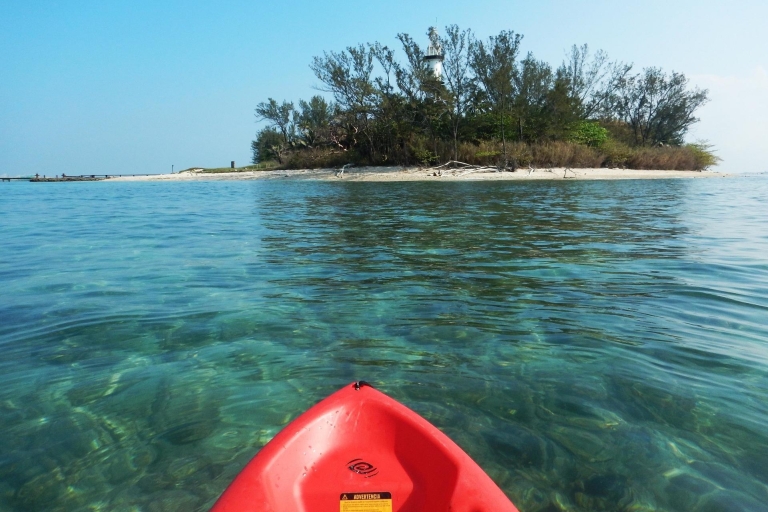 Veracruz: Isla de Sacrificios Kayaking Experience Weekend Tour